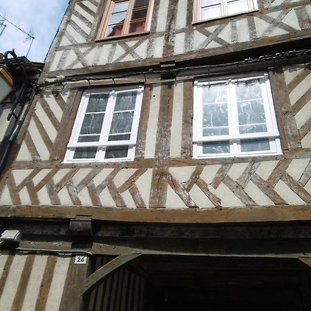 Le Clocher Sainte Catherine Lägenhet Honfleur Rum bild
